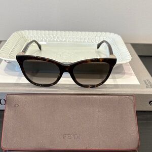 Fendi Women's Brown Sunglasses